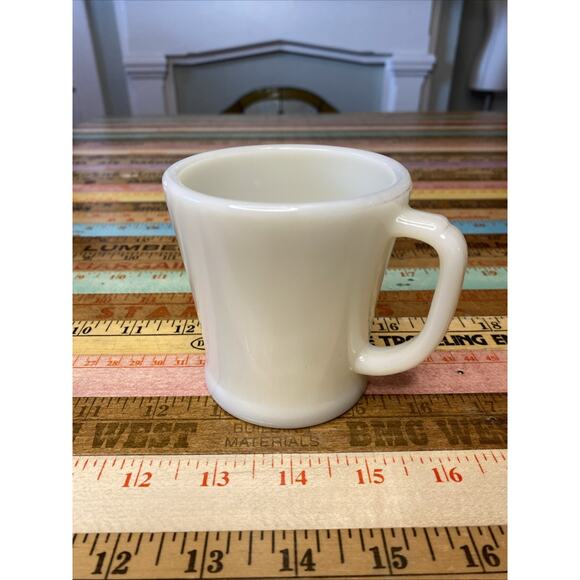 Fire King Ivory D Handle Flat Bottom Coffee Mug White Lot Of 2 Mismatched - Picture 3 of 12